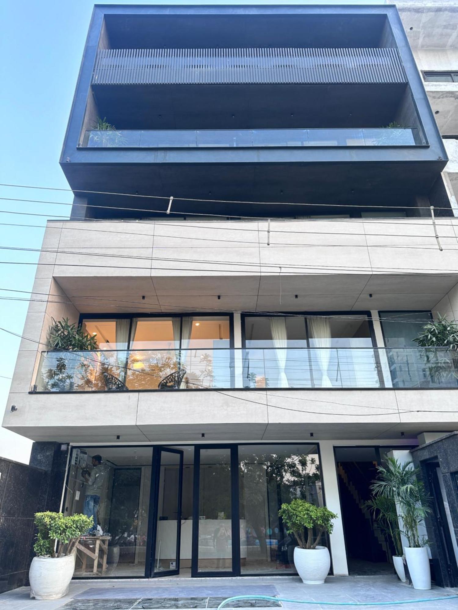 The Lodgers 2 Bhk Serviced Apartment Near Artemis Hospital Sector 57 Gurgaon - Nearest Metro Station Sector 54 Chowk Bagian luar foto